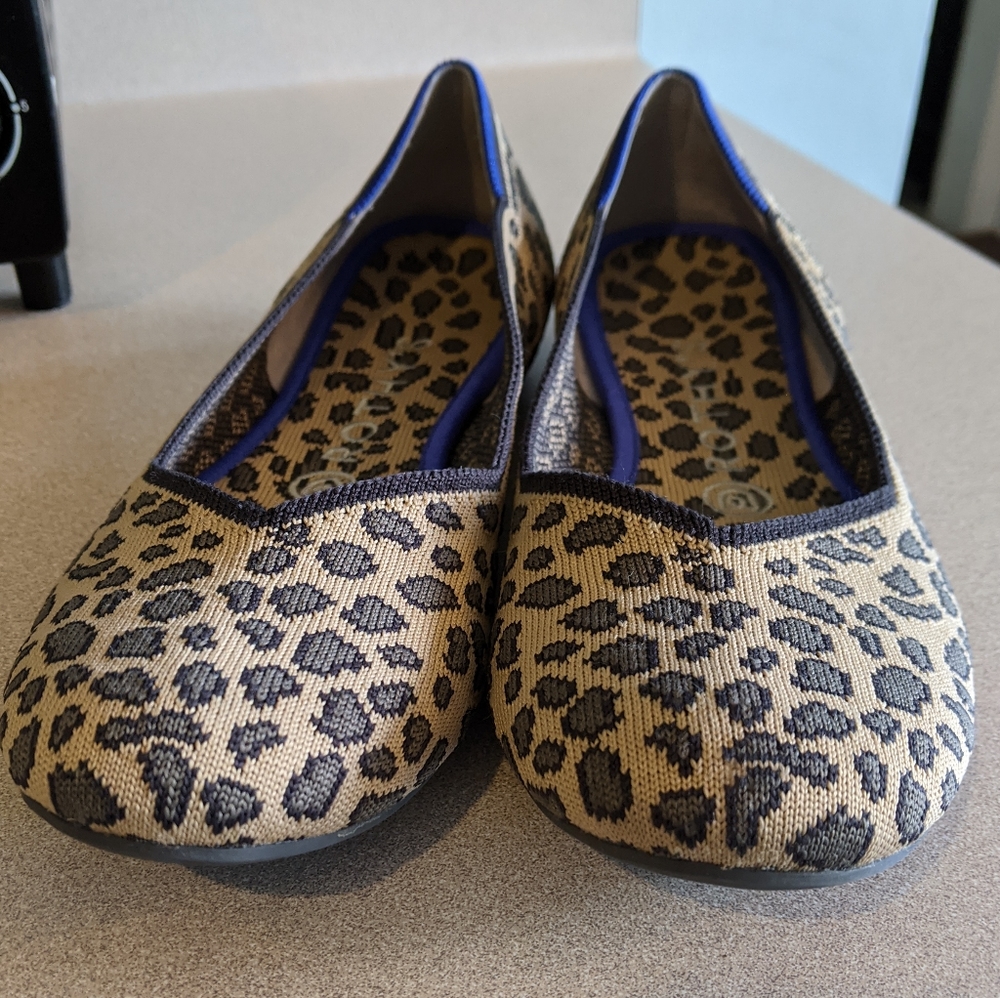 Spotted Rothy's Flats Size 8.5